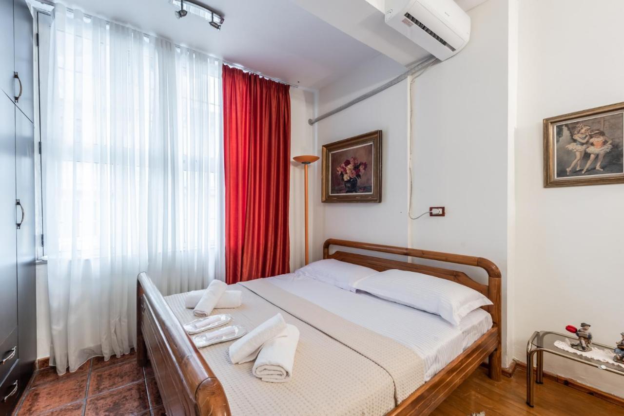 Vintage And Warm 2Br Apartament In 地拉那 外观 照片