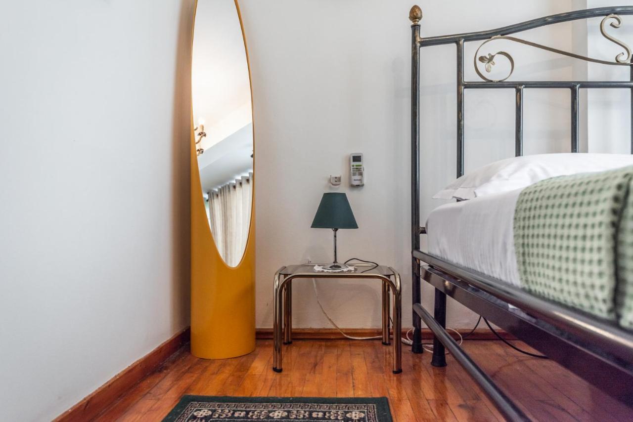 Vintage And Warm 2Br Apartament In 地拉那 外观 照片